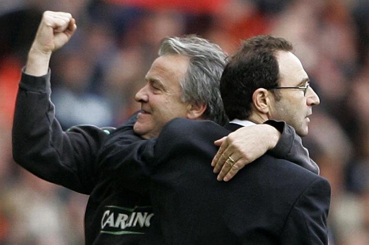 Martin O'Neill and John Robertson celebrate during their days at Celtic