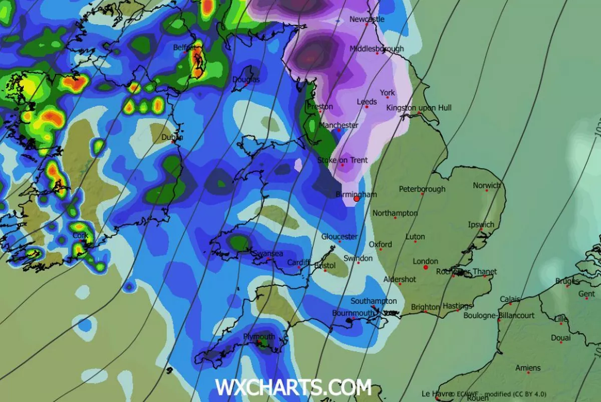 Weather maps have predicted snow will pepper Birmingham and the Black Country on Sunday