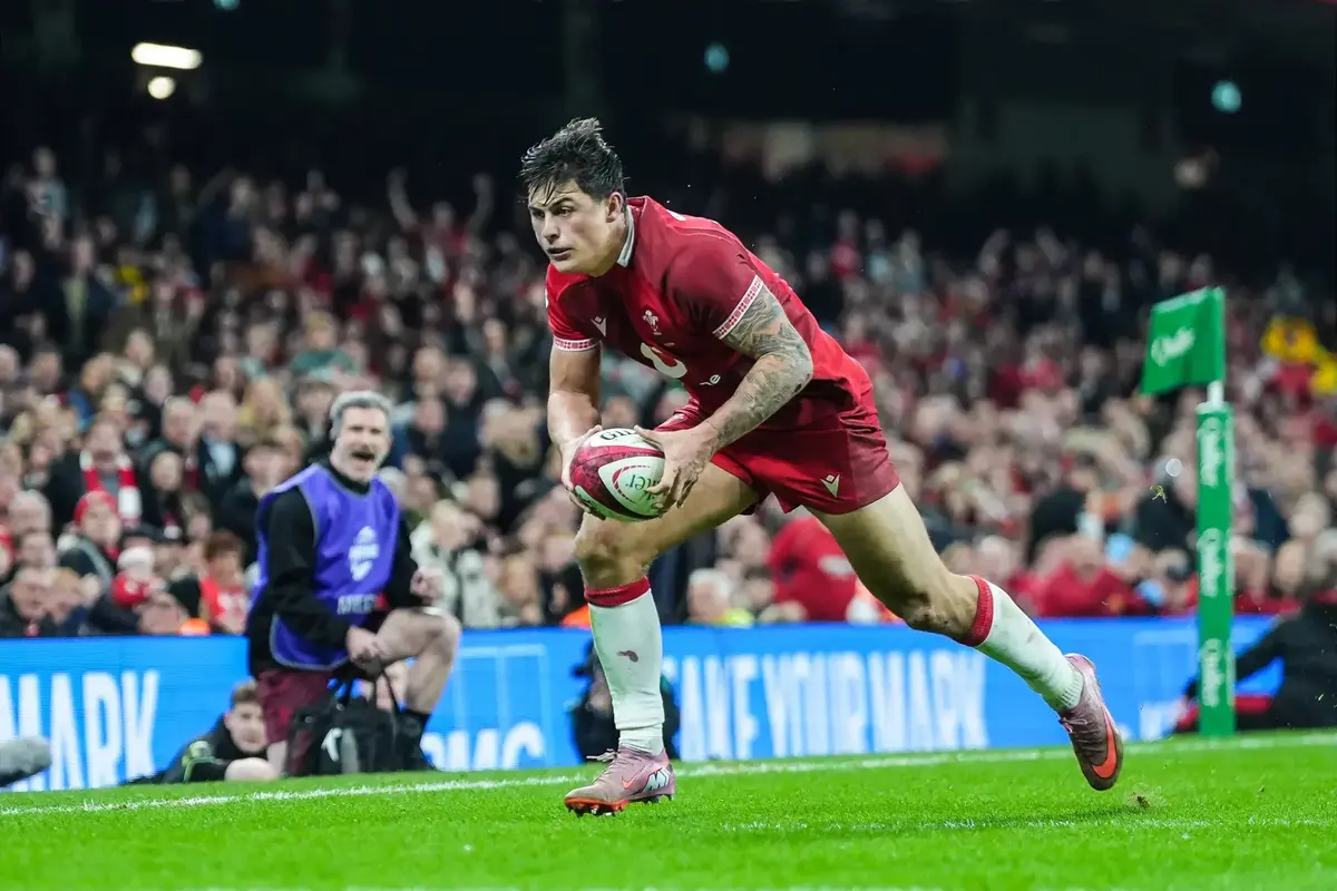 Louis Rees-Zammit Provides Wales With New Option Ahead Of Six Nations
