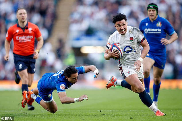 But Marcus Smith cannot play at full-back anymore. It is doing him no favours