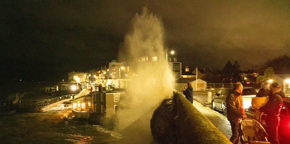 Storm Goretti live updates: 65,000 homes are without power as 100mph winds batter the South West - as snowfall hits middle England