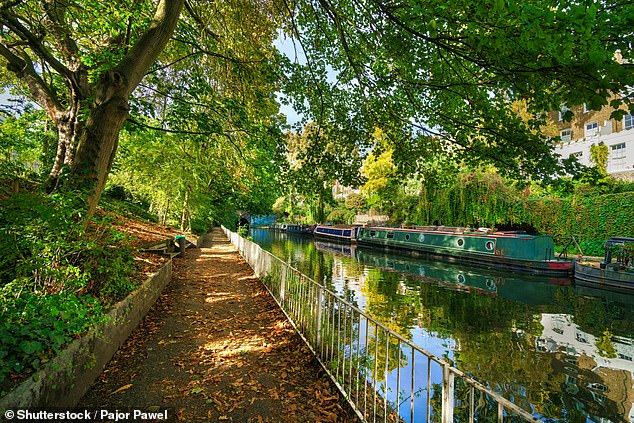 Regent's canal view in the Islington area of London