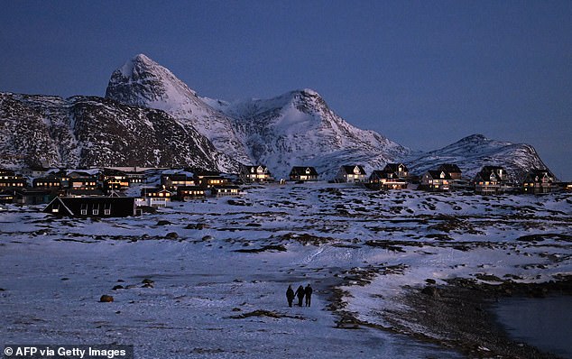 Trump had caught the knack of retreating the week before when he backed off from his threats to annex Greenland, an issue on which he¿d overplayed his hand