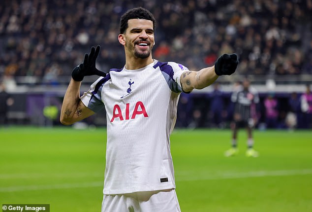 Dominic Solanke should be in England's World Cup squad when he's firing, says Thomas Frank