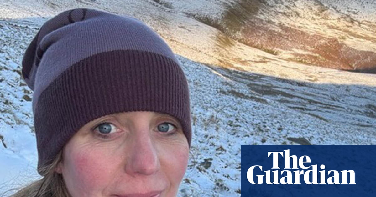 Woman pulled out of UK ultramarathon after death threats over Afghanistan fundraising | Women