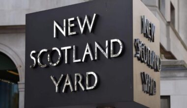 Strike suspended as union considers pay offer for police civilian staff