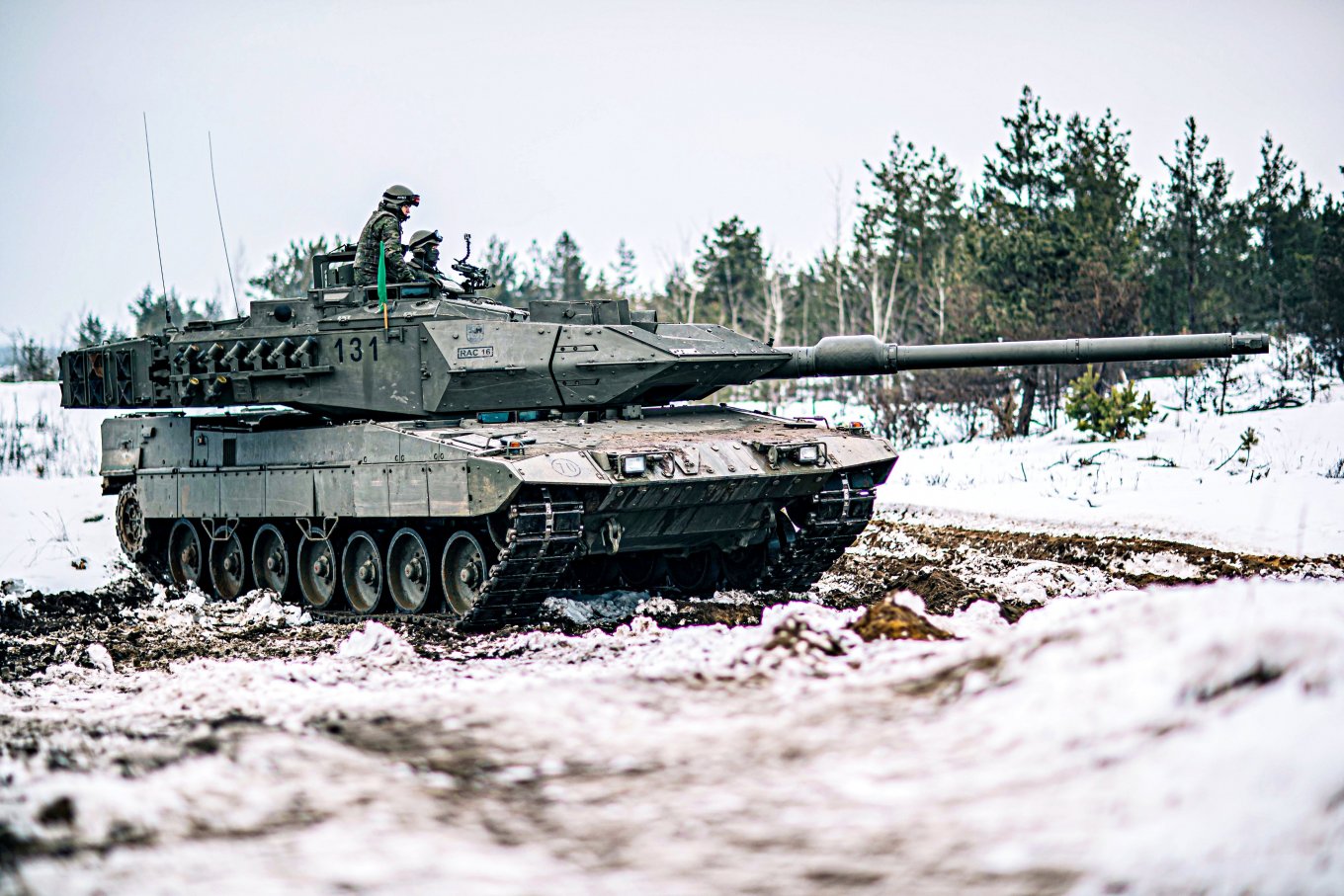 Spanish Leopard 2E tank