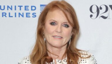 Sarah Ferguson ‘disgraces herself’ with ‘begging letters’ to royals