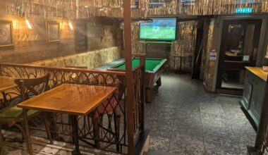 3 Old Monks back room