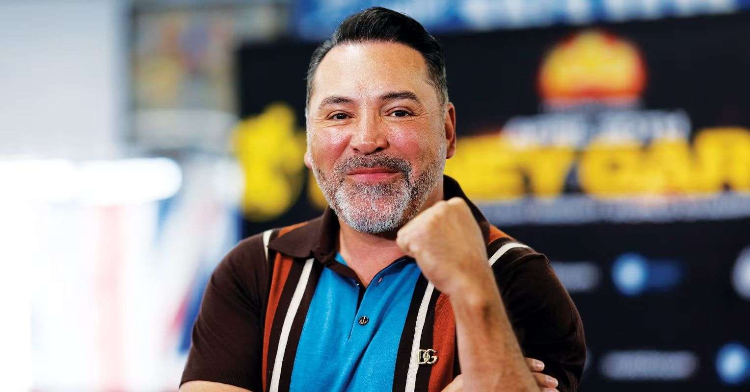 Oscar De La Hoya says there is no debate on the best fighter in boxing history