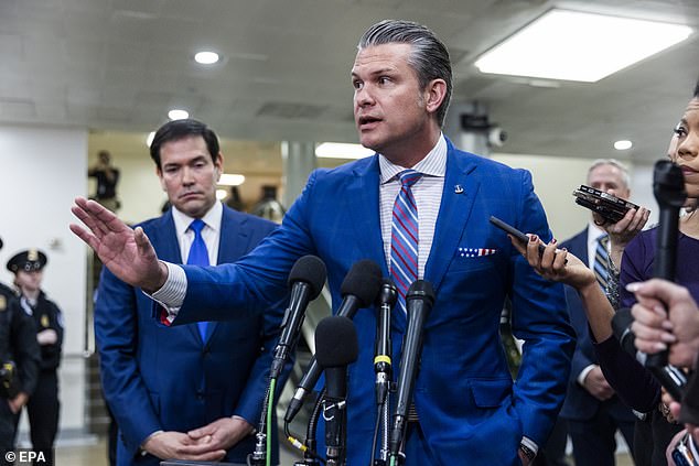 epa12634346 US Secretary of Defense Pete Hegseth (C), alongside Secretary of State Marco Rubio (L) speaks to reporters after briefing US Senators about the capture of Venezuelan President Nicolas Maduro in the US Capitol in Washington, DC, USA, 07 January 2026. After briefing the Senators, Trump administration officials are expected to brief House lawmakers.  EPA/JIM LO SCALZO