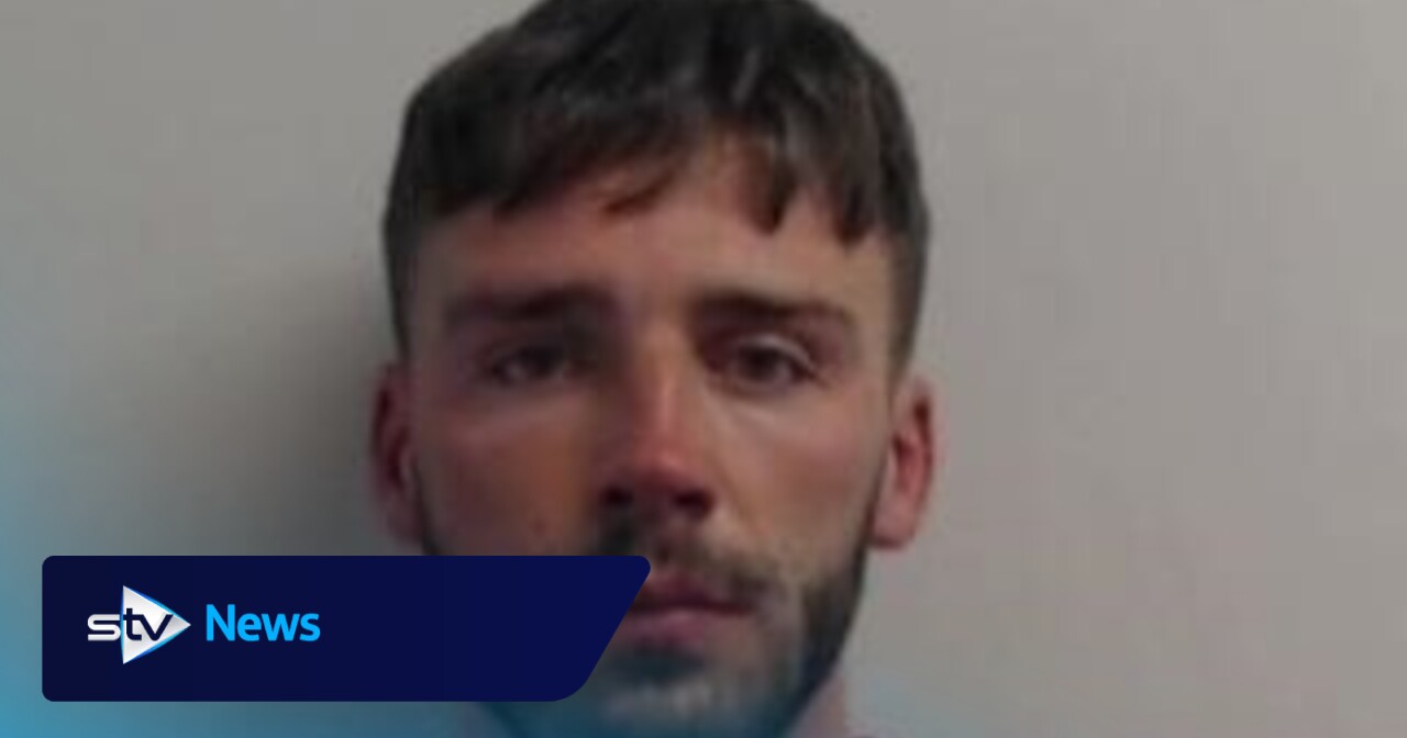 Clydebank man jailed after attempting to sell firearms and drugs through encrypted messaging