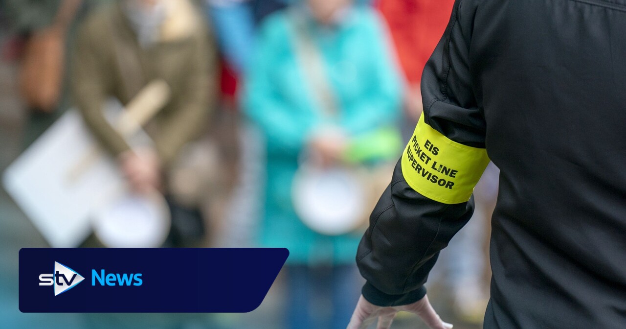 Lecturers at Edinburgh Napier University back strike action over ‘damaging’ cuts