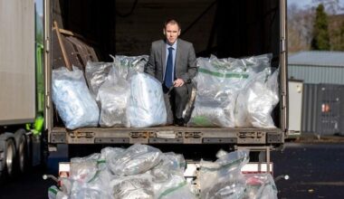 Terror gang faces demands from the Kinahan cartel over an unpaid drug debt