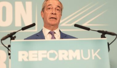 EU ‘demands Farage clause’ in Brexit reset talks with Starmer