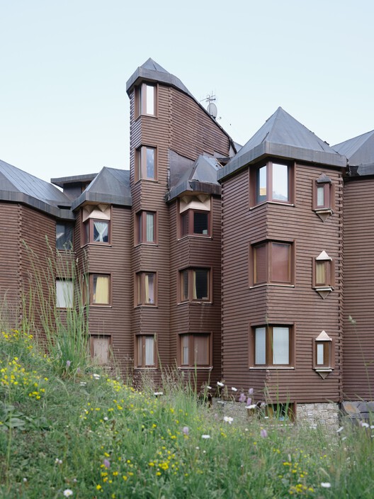 An Interior at Giomein Cervinia / co.arch studio - Exterior Photography