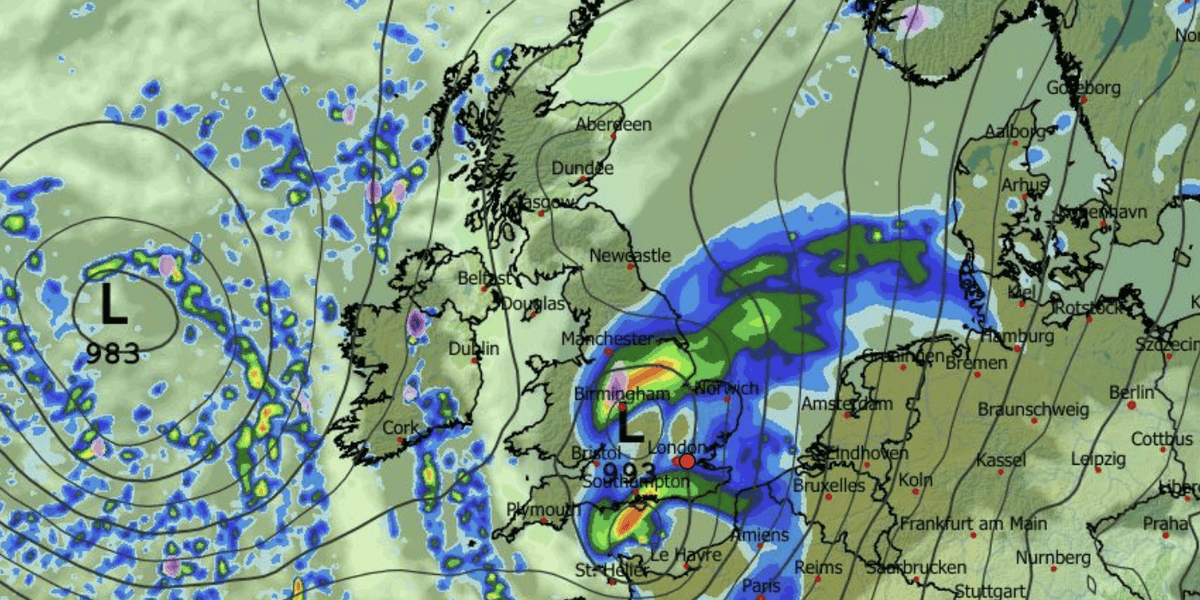 Britain back on 'storm alert' as snow set to strike in just hours after Met Office issues yellow warning