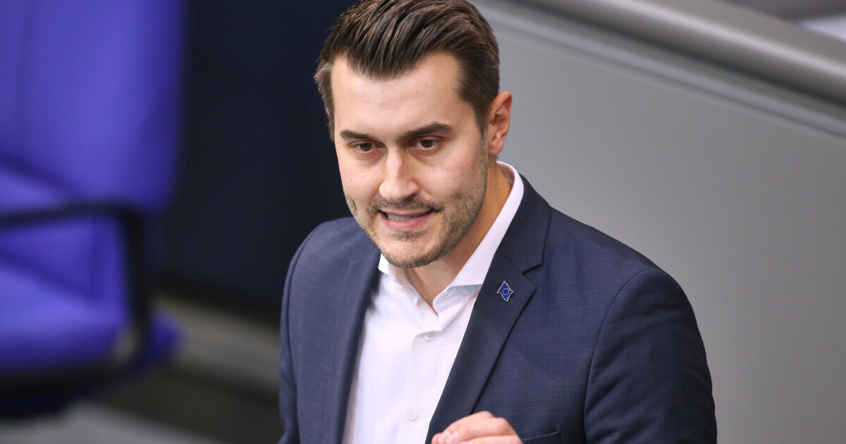 Greens warn against solo efforts by Germany in procurement • Table.Briefings