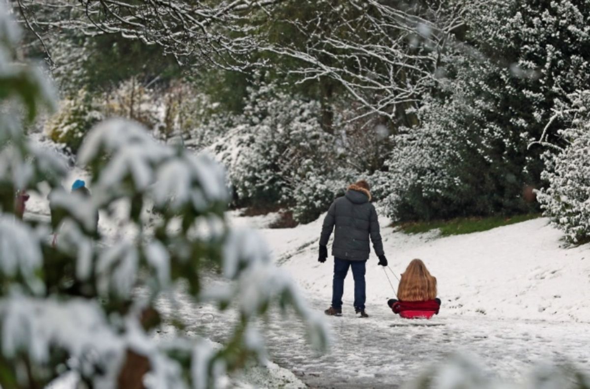 13 counties in England set to escape UK snow bomb as Met Office speak out