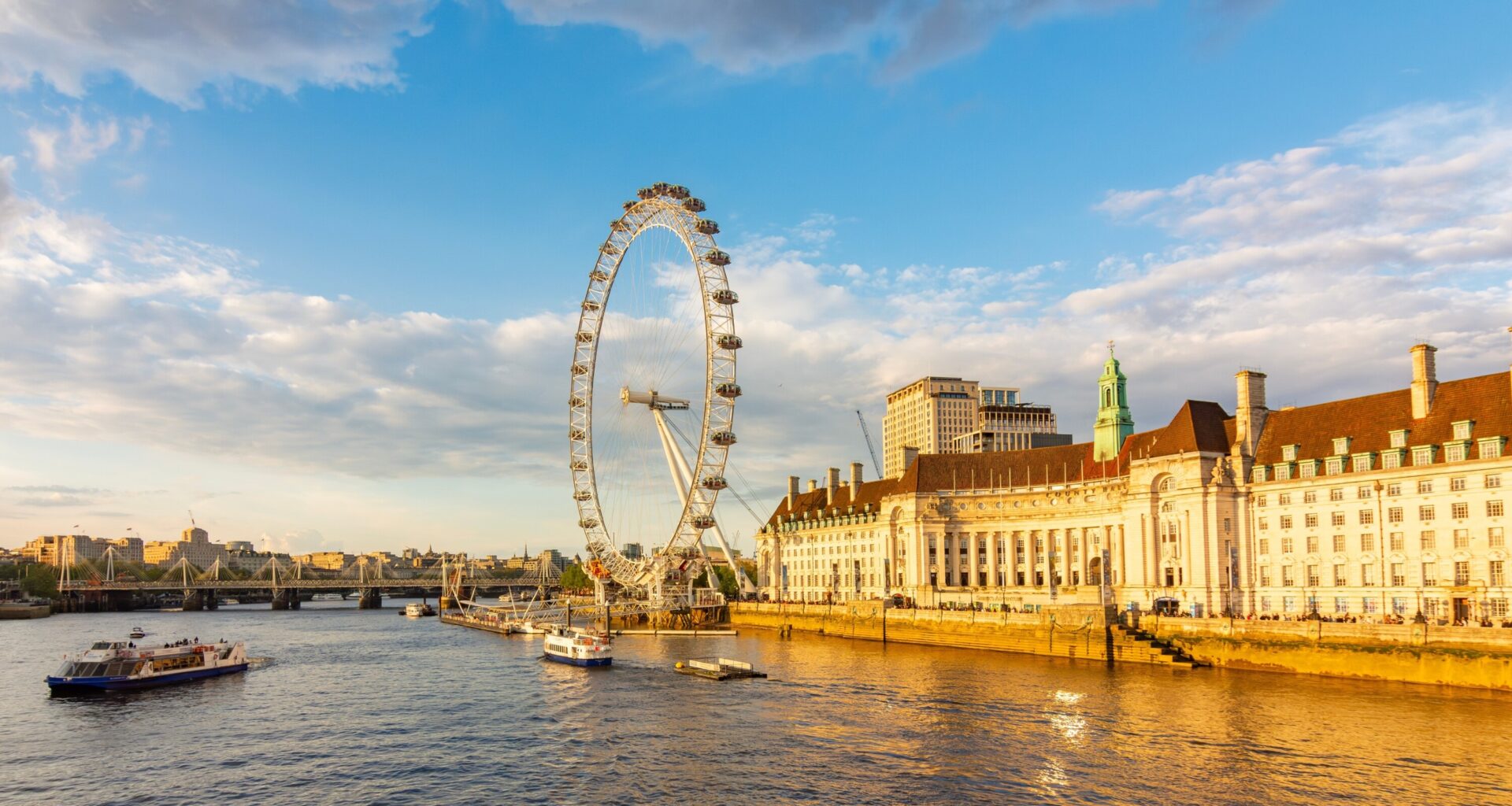 The Clocks Will Change Earlier Than Usual in Britain in 2026 – Here’s When the UK Will Get 8pm sunsets