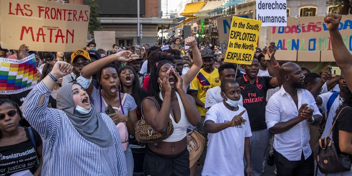 As Trump Terrorizes Immigrants, Spain Offers Permanent Residency for 500,000 People