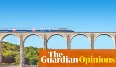 Child-free spaces on trains? This isn’t the family-friendly France I know | Helen Massy-Beresford