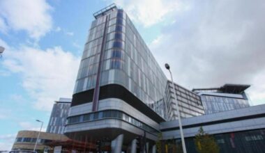 Operations halted at major Scottish hospital due to burst pipe