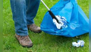 Volunteers invited to take part in Renfrew Parish Churchyard clean-up