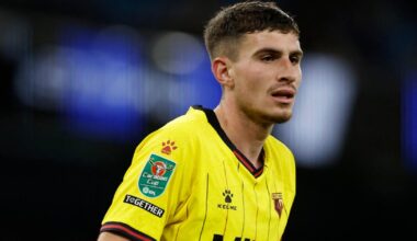 James Morris agrees deal to sign for Leyton Orient