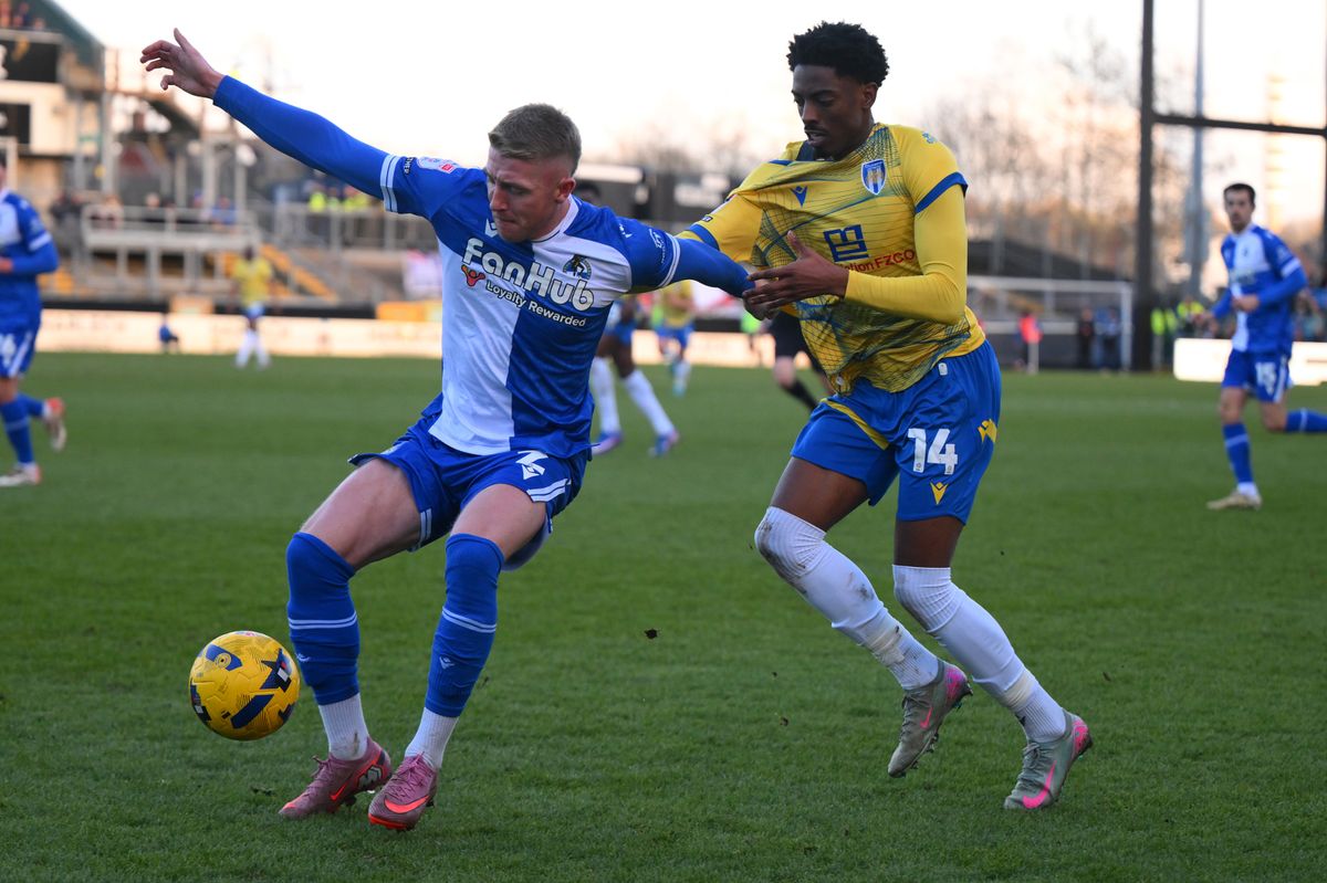 BRISTOL, ENGLAND - JANUARY 17: Joel Senior of Bristol Rovers and Harvey Araujo of Colchester United in actionduring the Sky Bet League Two match between Bristol Rovers and Colchester United at Memorial Stadium on January 17, 2026 in Bristol, England. (Photo by Simon Galloway/Getty Images)