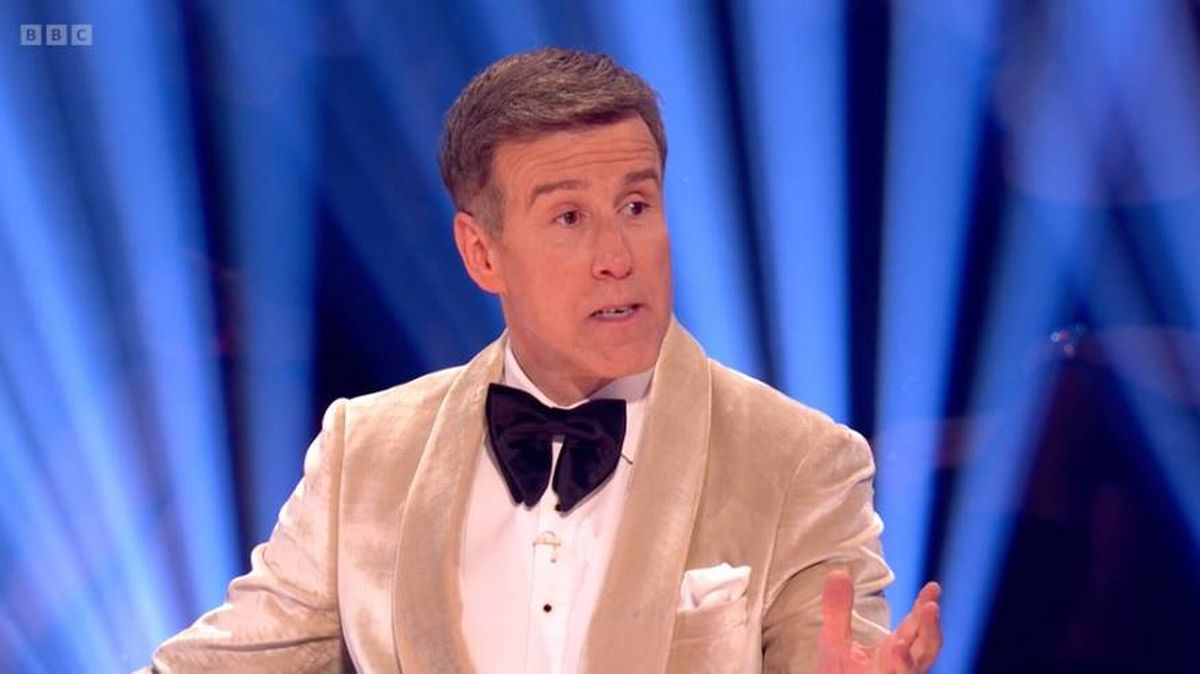 Anton Du Beke in tears as he pays tribute to Tess Daly in final Strictly Come Dancing 