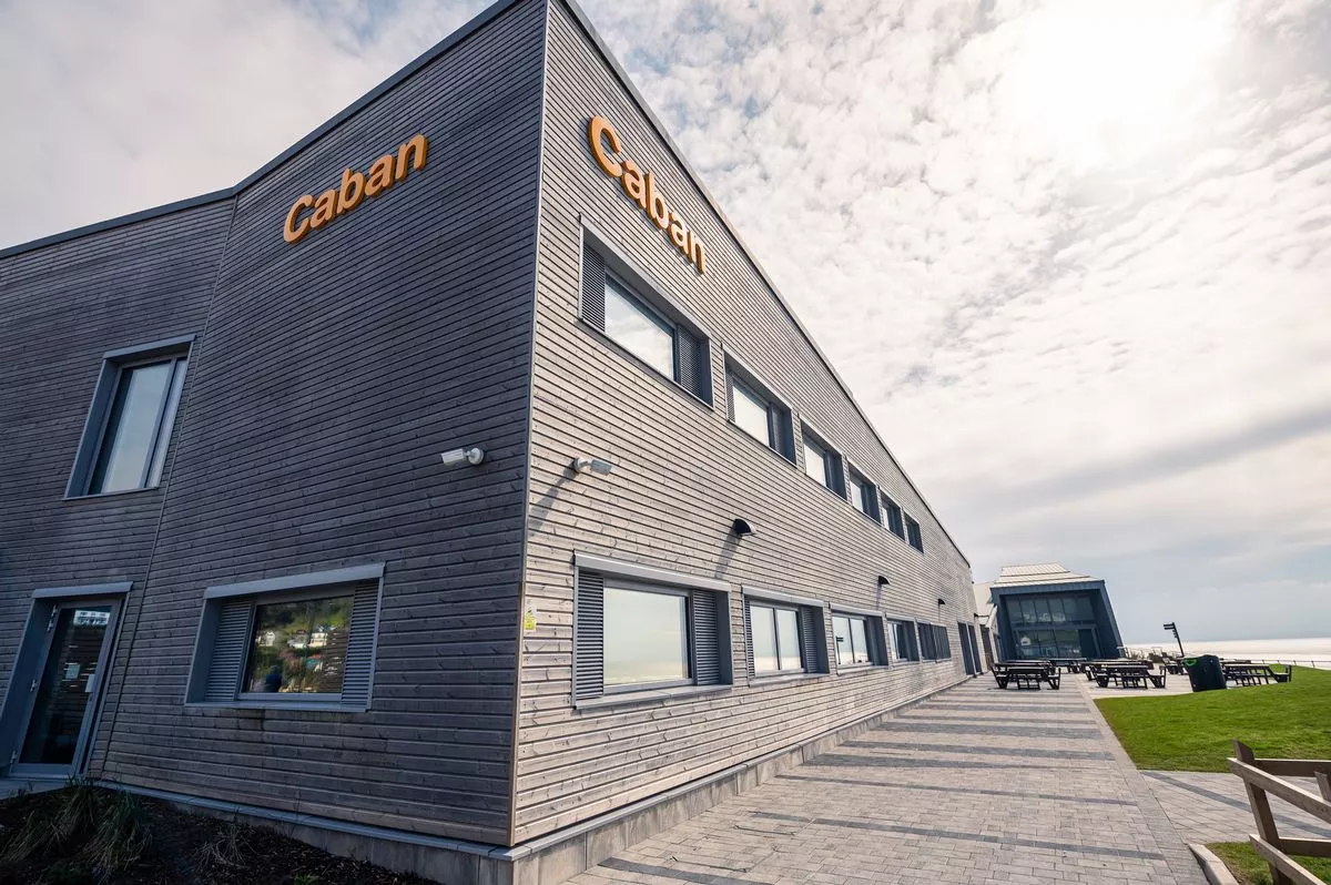 Caban, Pendine, with the Museum of Land Speed on the right