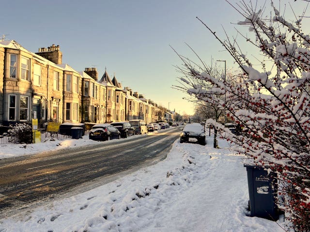 Snowy conditions in the west end of Aberdeen 
