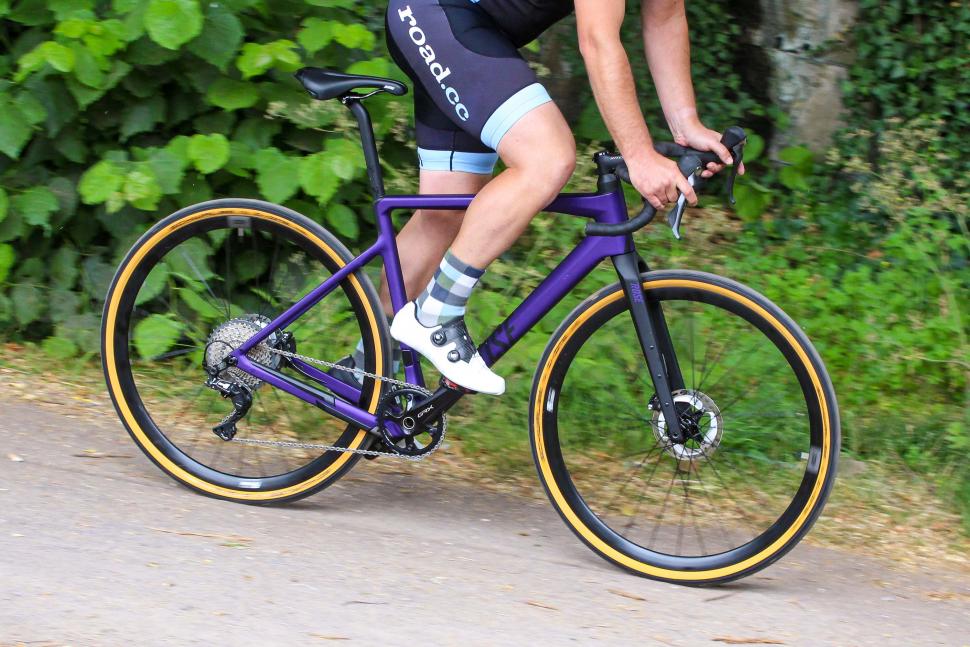 2020 Rose Backroad GRX - riding 3.jpg