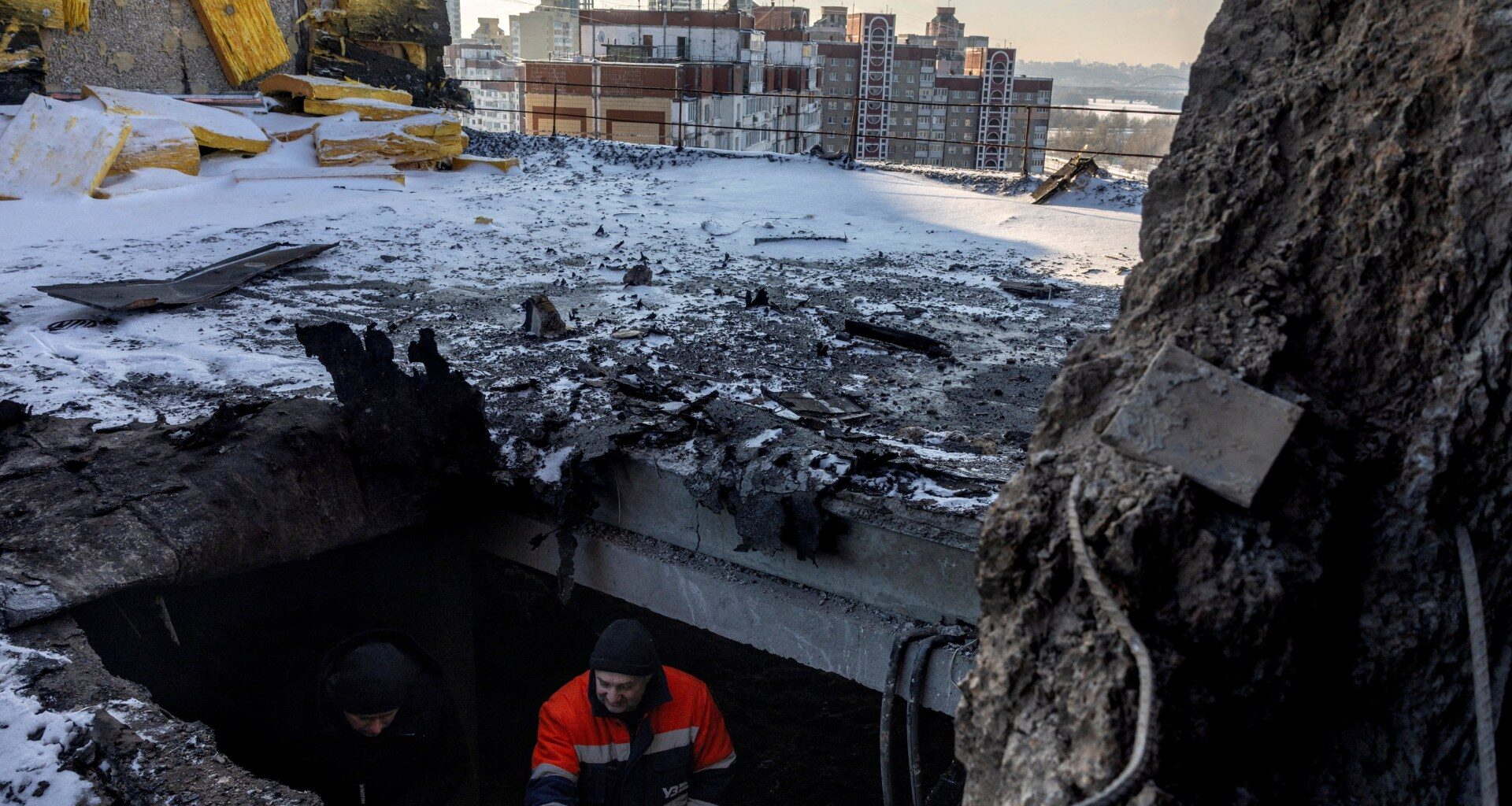 Russian attacks cause energy emergency in freezing Ukraine, says Zelenskyy | Russia-Ukraine war News