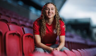 Robinson signs for City