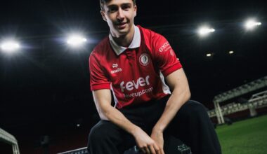 Earthy returns on loan