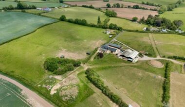 Premier Cottages site on the Herefordshire border for sale