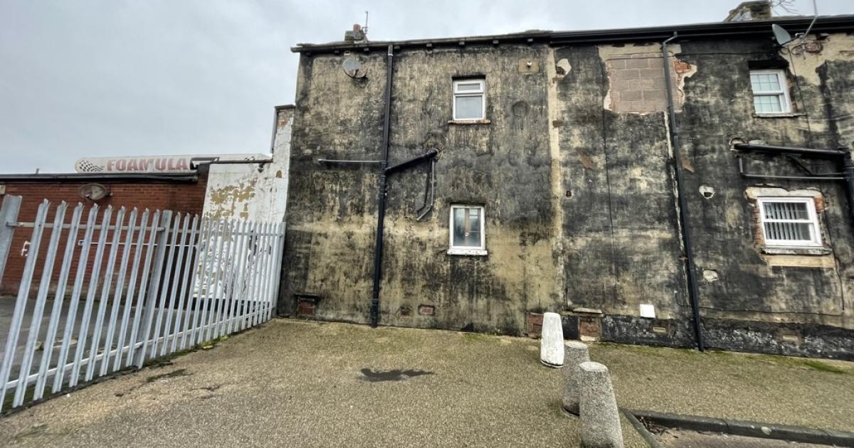 Tyresal house that "requires refurbishment" sells at auction