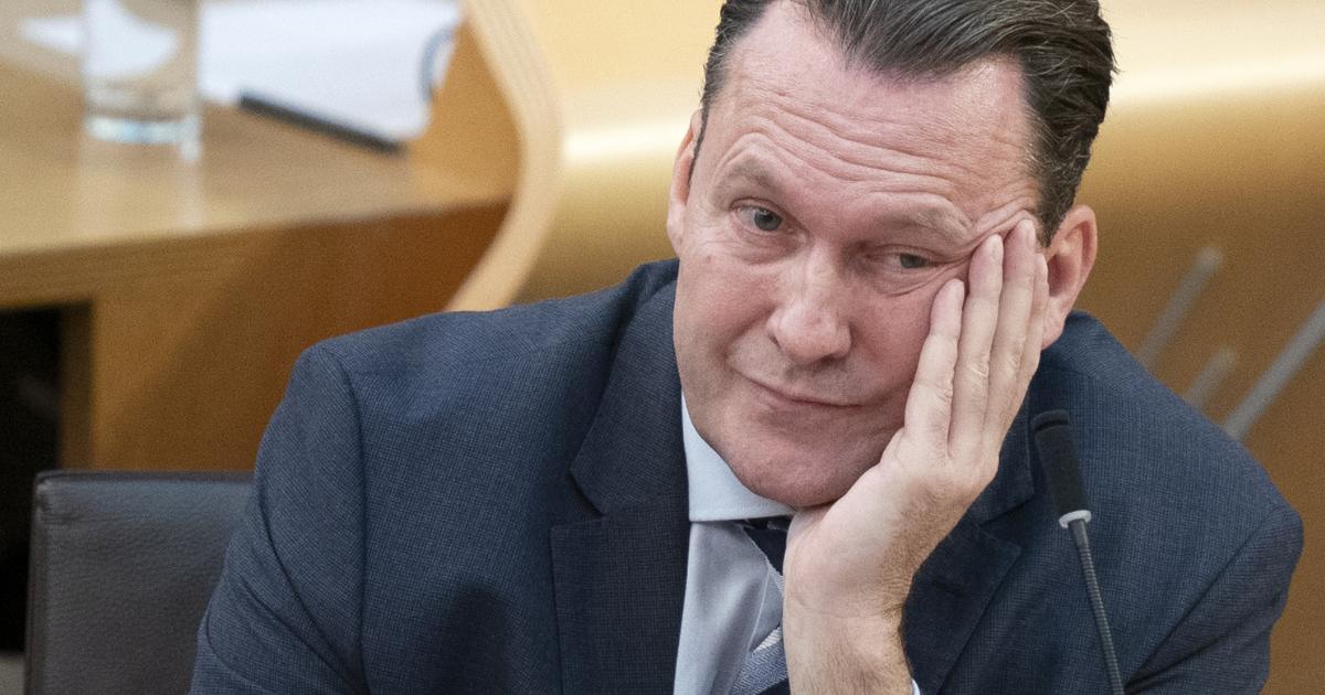 Flower of Scotland anthem is 'maximum cringe', Scots Tory leader says