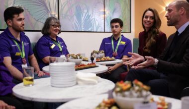 Kate makes surprise appearance with William in show of support for NHS staff