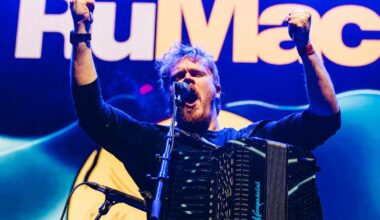 The Celtic Connections headliner who left bin lorry driving behind