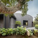 Cafe. MADA in the Little Garden  / BodinChapa Architects - Exterior Photography, Concrete