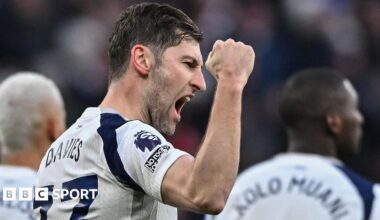 Ben Davies raises his fist as he celebrates scoring a goal for Tottenham Hotspur against Sunderland