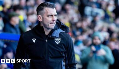 Oxford United 0-0 Bristol City: Stalemate start for Matt Bloomfield