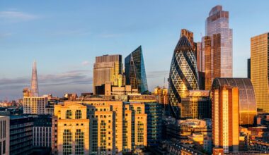 London markets hit 10,000 points for first time as 2026 trading kicks off