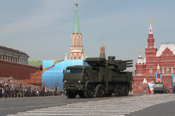 Russian Pantsir‑S1 air defense system displayed during rehearsals for the Victory Day military parade on Red Square in Moscow, May 6, 2012. (Photo: Getty Images)