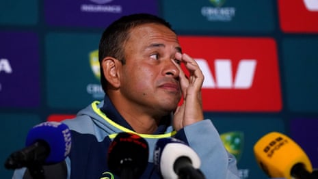 Usman Khawaja announces retirement from international cricket - video