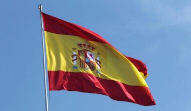 Spain offers to mediate for 'peaceful solution' between US, Venezuela