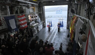 Greece, France to expand military cooperation, sign mutual defense deal